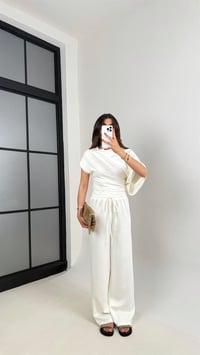 Ekru Yarasa Kol Bluz Beli Lastikli Pantolon Tasarım Modal Kumaş Takım GAUS-01251GAUSTAKIMGAUS-01251