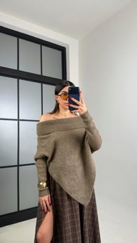 Kahve Balıkçı Yaka Asimetrik Kesim Kazak GAUS-01044GAUSKAZAKGAUS-01044