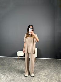 Bej Tshirt Pantolon Rahat İkili Takım GausTAKIMGU004530