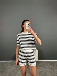 Beyaz Çizgili Triko Şort TakımGausTAKIMGU004689