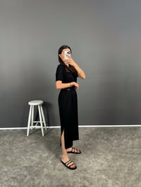 Minu Siyah Salaş Yırtmaçlı Bisiklet Yaka ElbiseGausELBİSEGU008150
