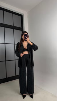 Siyah Taş Detaylı Gömlek Crop Beli Lastikli Pantolon Tasarım Takım GAUS-00919GAUSTAKIMGAUS-00919