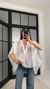 Beyaz Tasarım Taş Detaylı Gömlek GAUS-01541GAUSShirtGAUS-01541