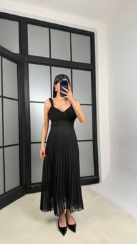 Siyah Örgü Askılı Astarlı Şifon Elbise GAUS-01377GAUSELBİSEGAUS-01377