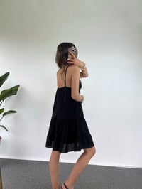 Farona Siyah Keten Triko İşlemeli Astarlı ElbiseGausELBİSEGU001240