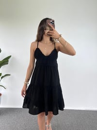 Farona Siyah Keten Triko İşlemeli Astarlı ElbiseGausELBİSEGU001240