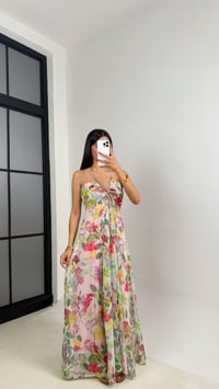 Pembe Çiçek Desenli Ayarlanabilir Askılı Astarlı Şifon Elbise GAUS-0026GAUSELBİSEGAUS-0026