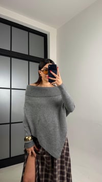 Gri Balıkçı Yaka Asimetrik Kesim Kazak GAUS-01044GAUSKAZAKGAUS-01044