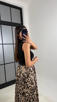Siyah Sıfır Kol Kemerli Leopar Desenli Elbise GAUS-00678GAUSELBİSEGAUS-00678