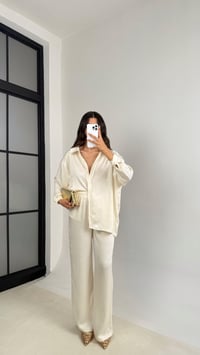 Ekru Gömlek Beli Lastikli Pantolon İkili Premium Saten Takım GAUS-0074GAUSTAKIMGAUS-0074