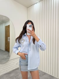 Mavi Taşlı Kalp Yaka Detaylı Gömlek Gaus00299GausGÖMLEKGU1001686