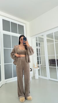 Vizon Kapüşonlu Hırka Crop Beli Lastikli Pantolon 3'lü Kadife Takım GAUS-02033GAUSTAKIMGAUS-02033