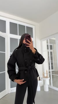 Siyah Dik Yaka MD Muadil Astarlı Kaban GAUS-02366GAUSKABANGAUS-02366