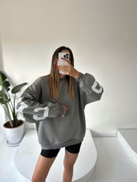 Gri Arkası Baskılı Oversize SweatshirtGausSWEATSHIRTGU001960