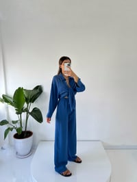 Ines İndigo Mavi Cupra Kumaş Gömlekli Pantolon İkili TakımGausTAKIMGU001484