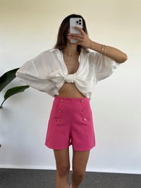 Juana Pembe Gold Düğmeli Şort GausŞORTGU001190