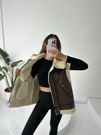 Kahverengi Deri Kürklü YelekGausYELEKGU001236