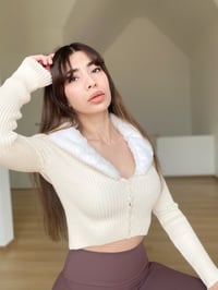 Krem Yakası Beyaz Kürklü Triko Hırka GausHIRKAGU00072