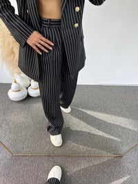 Lily Siyah Çizgili Gold Düğmeli Blazer İkili Takım GausTAKIMGU00873