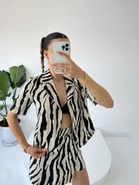 Lindea Zebra Desenli Şort Etekli Ceketli İkili TakımGausTAKIMGU001441