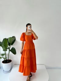 Minie Turuncu Sırt Dekolteli Balon Kol Uzun Poplin ElbiseGausELBİSEGU001443