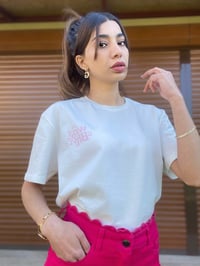 Orijinal Marka Oversize Beyaz-Pembe T-ShirtGausTSHIRTGU00187