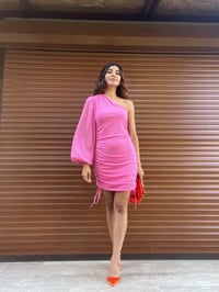Pembe Tek Kol Drapeli ElbiseGausELBİSEGU00441