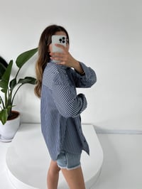 Premium Lacivert Çizgili Oversize GömlekGausGÖMLEKGU001370
