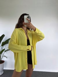 Sarı Oversize Krinkıl Gömlek GausGÖMLEKGU001251