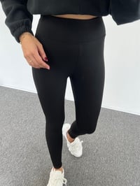 Siyah İçi Şardonlu Fitilli TaytGausTAYTGU00608