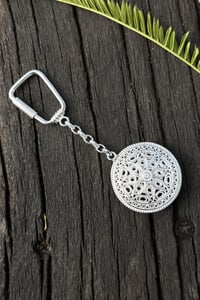 Beyaz Saray Gümüş Motif  Telkari Anahtarlık