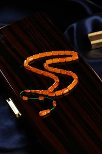 Usta İşçilik Bilek Boy Eski Osmanlı Sıkma Kehribar Tesbih (Antique Faturan Amber)