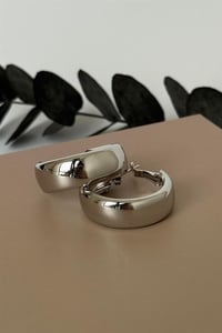Bold Halka Silver Küpe