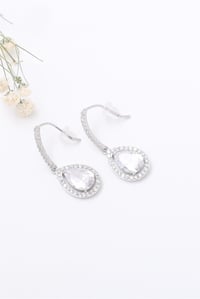 Damla Taşlı Silver Küpe
