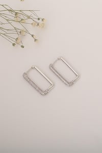 Dikdörtgen Taşlı Silver Küpe