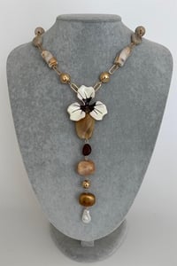Florax Alabaster Kolye