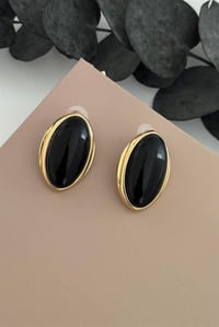 Oval Siyah Küpe