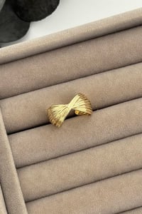 Silk Gold Yüzük