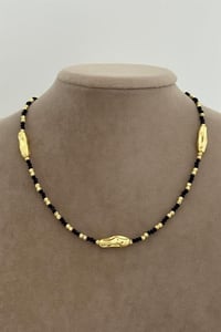 Siyah Amorf Ve Gold Dorika Kolye