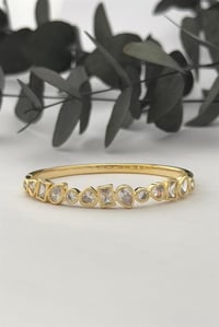 Taşlı Gold Kelepçe Bileklik