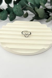Taşlı Kalp Silver Yüzük