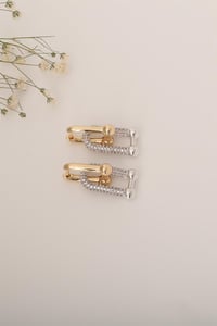 TF Taşlı Gold Küpe