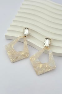 White Triangle Küpe