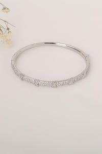 Zircon Stone Silver Çelik Kelepçe Bileklik