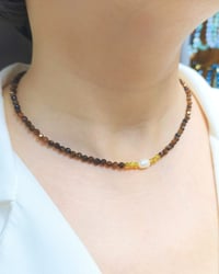 Granat Kolye
