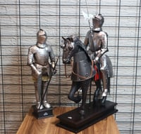 S. STERLING Iron Knight Dekoratif Süs
