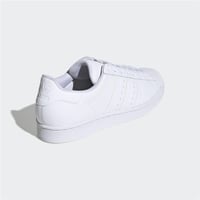 SUPERSTAR