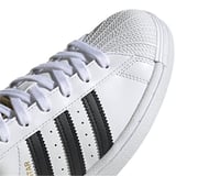SUPERSTAR W