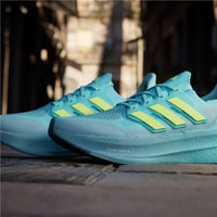 ULTRABOOST 5