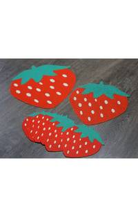 Çilek Desenli Tabak/bardak Altlığı